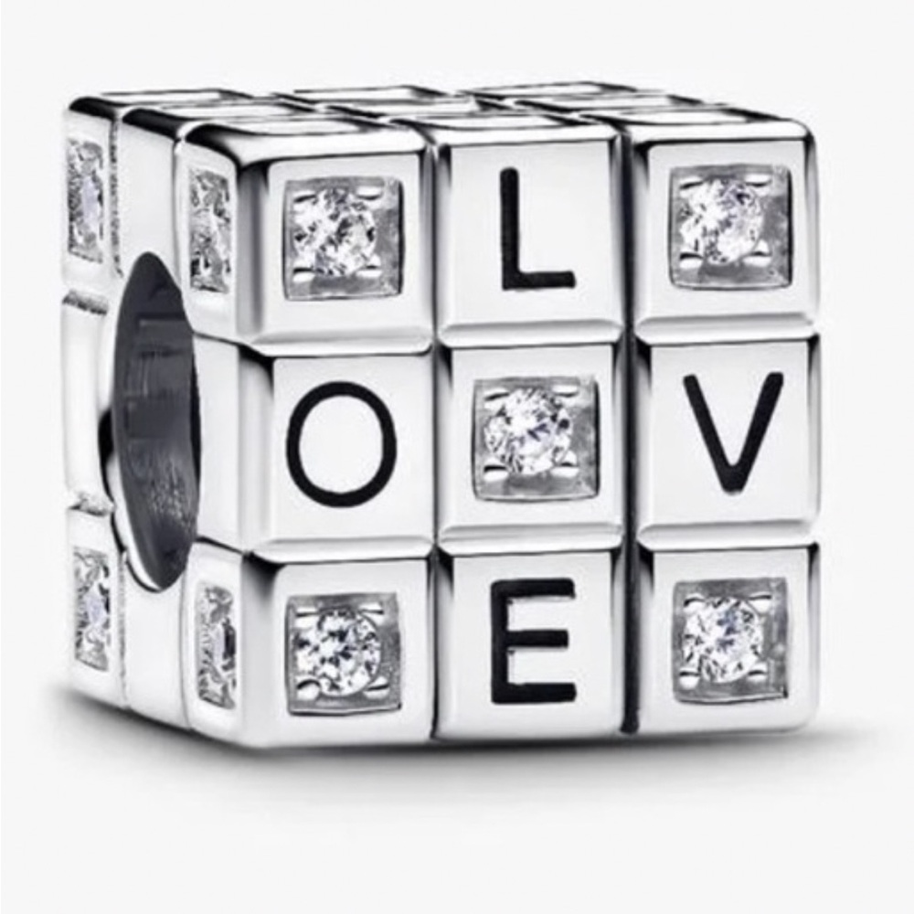 Pandora Moveable Toy Cube Charm